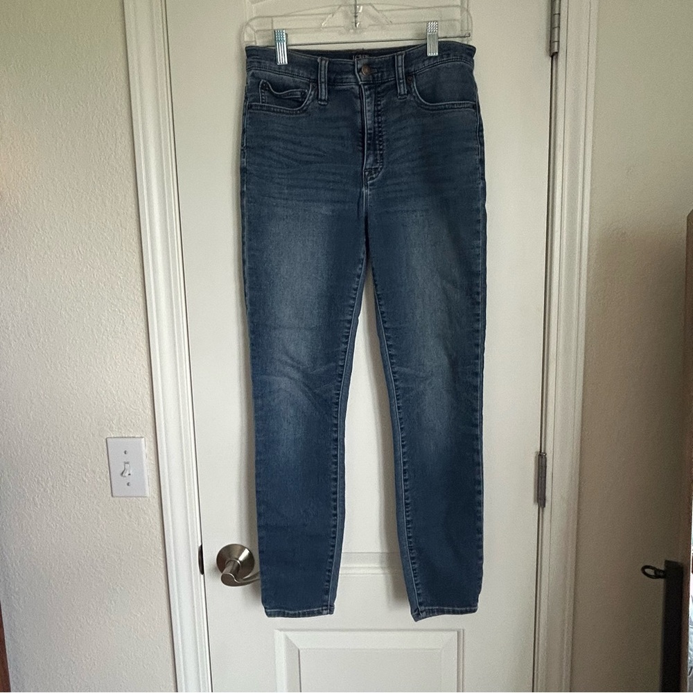 J. Crew Women’s 10” High Rise Skinny Jeans- Size 27